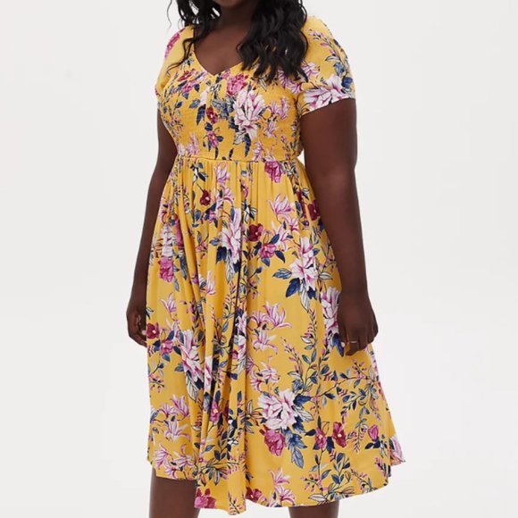 torrid Dresses & Skirts - Torrid Yellow Floral Midi Dress